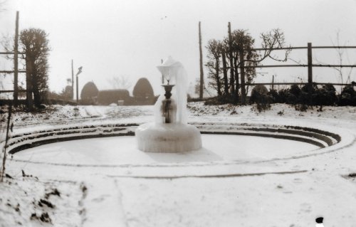 Kildwick Hall fountain